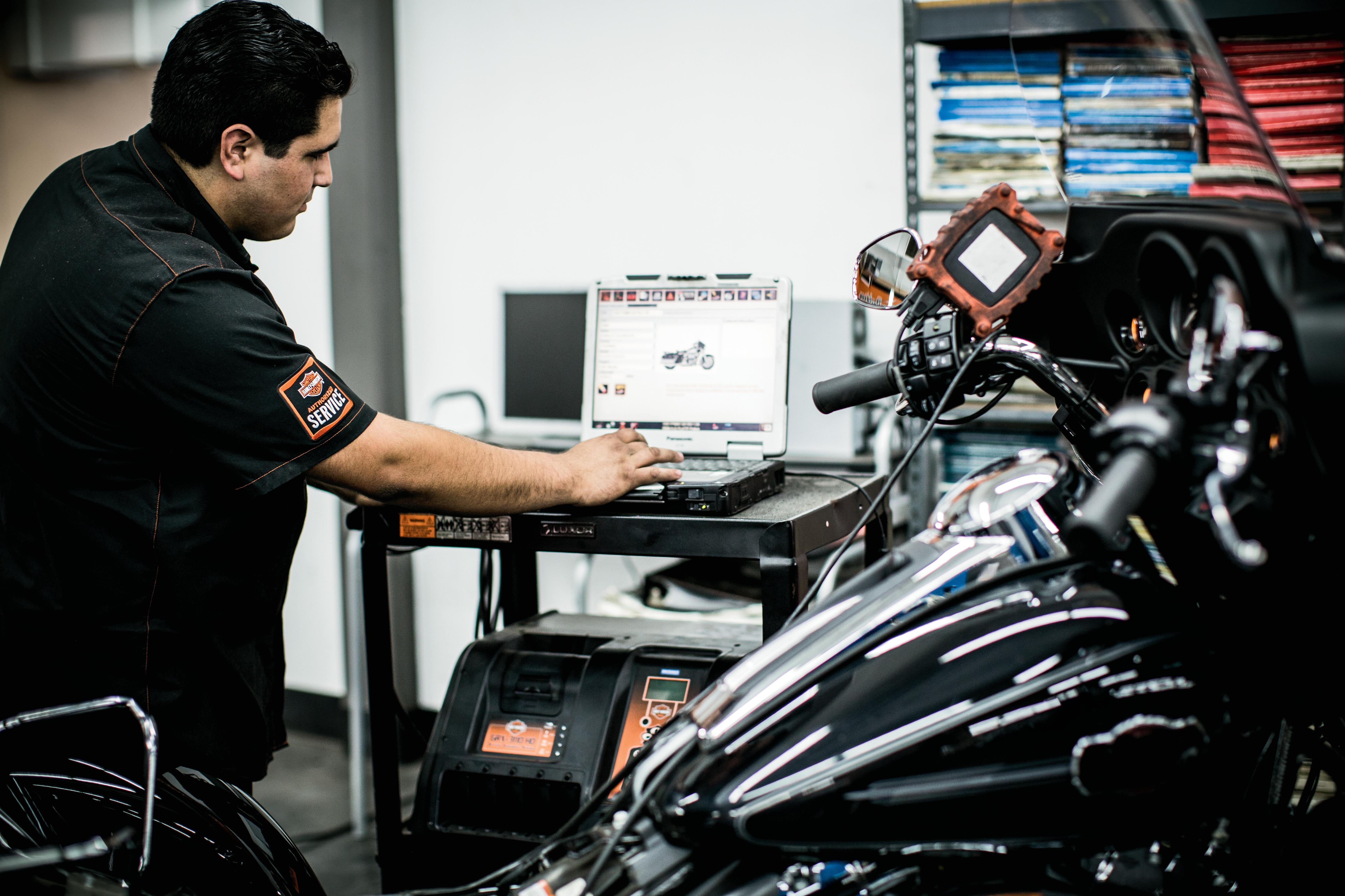 Harley-Davidson Service